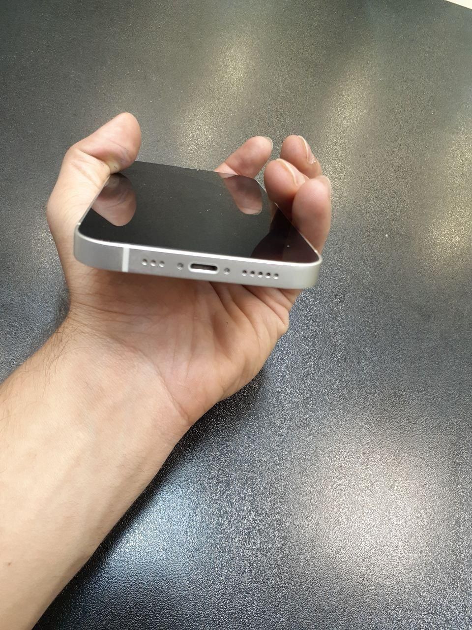iPhone 13نرمال دوسیمکارت|موبایل|اصفهان, احمدآباد|دیوار