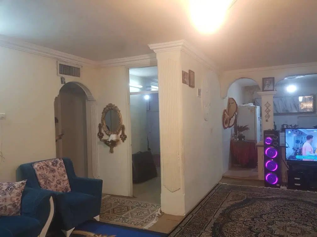 لادن 200متری+ زمین 135متر بنا ویلایی+ 2خواب|اجارهٔ خانه و ویلا|مشهد, شهرآرا|دیوار