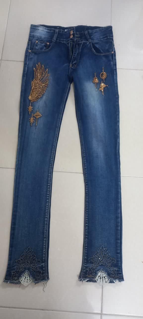 سه عدد شلوار جین زنانه شیک400تومن|حراج|کاشان, گبرها|دیوار