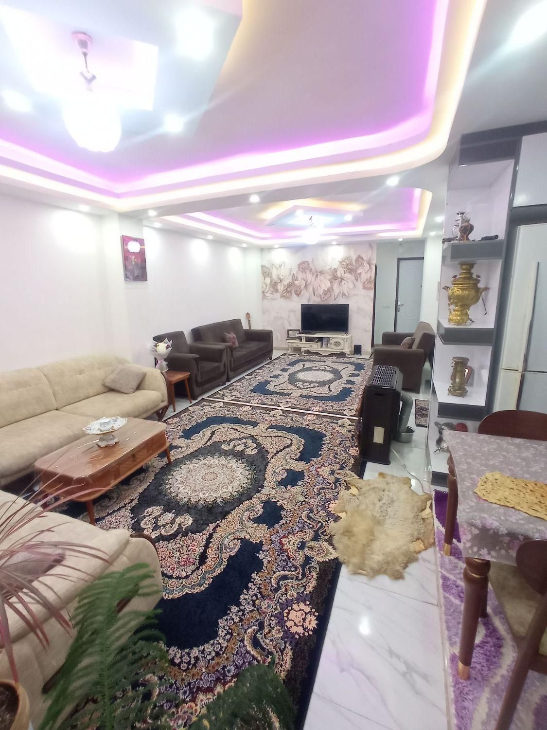 آپارتمان ۹۰متری دو خوابه خوش نقشه دخانیات|فروش آپارتمان|رشت, عینک|دیوار