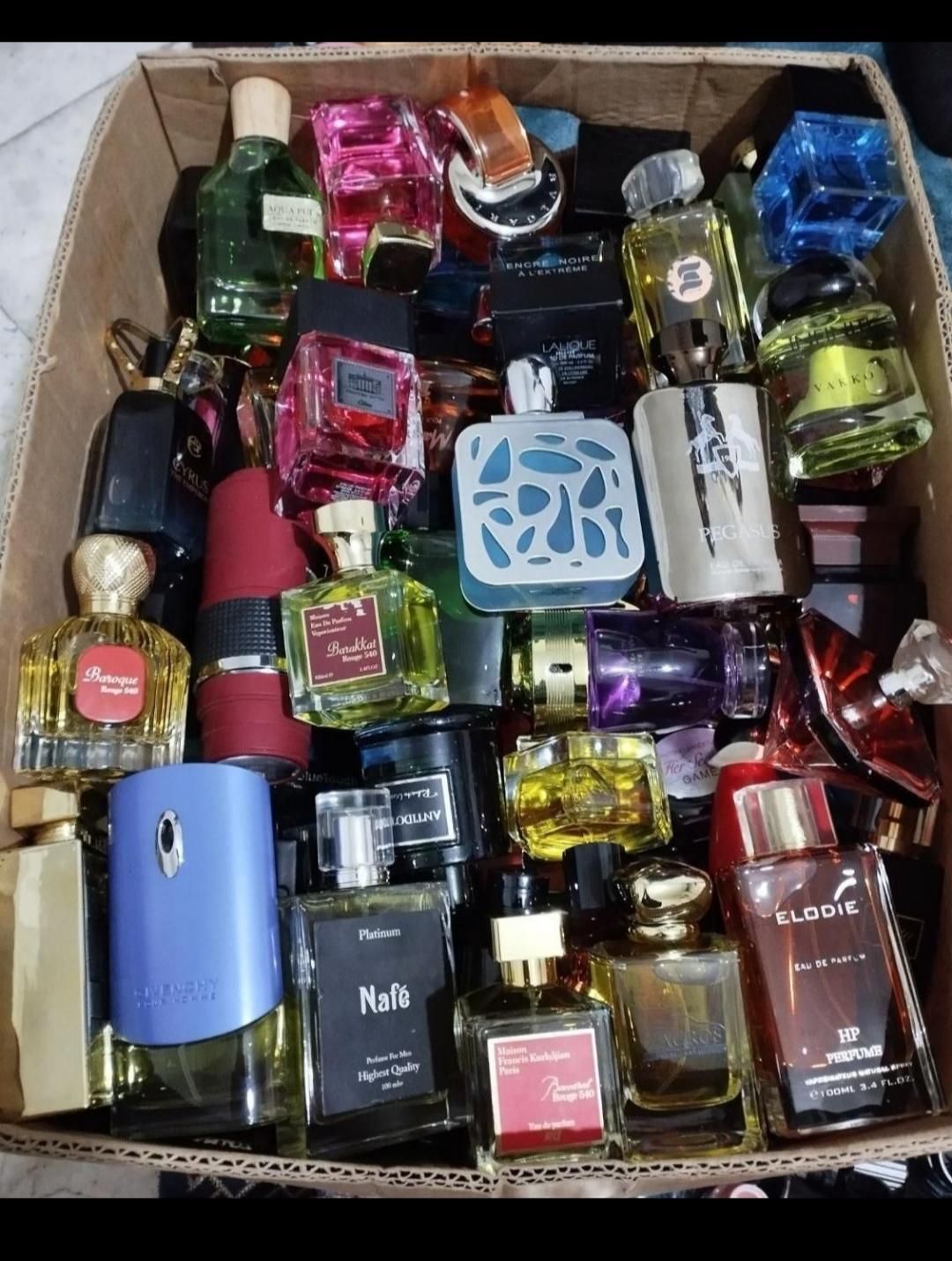 عمده ادکلن|آرایشی، بهداشتی، درمانی|شیراز, رکنآباد|دیوار