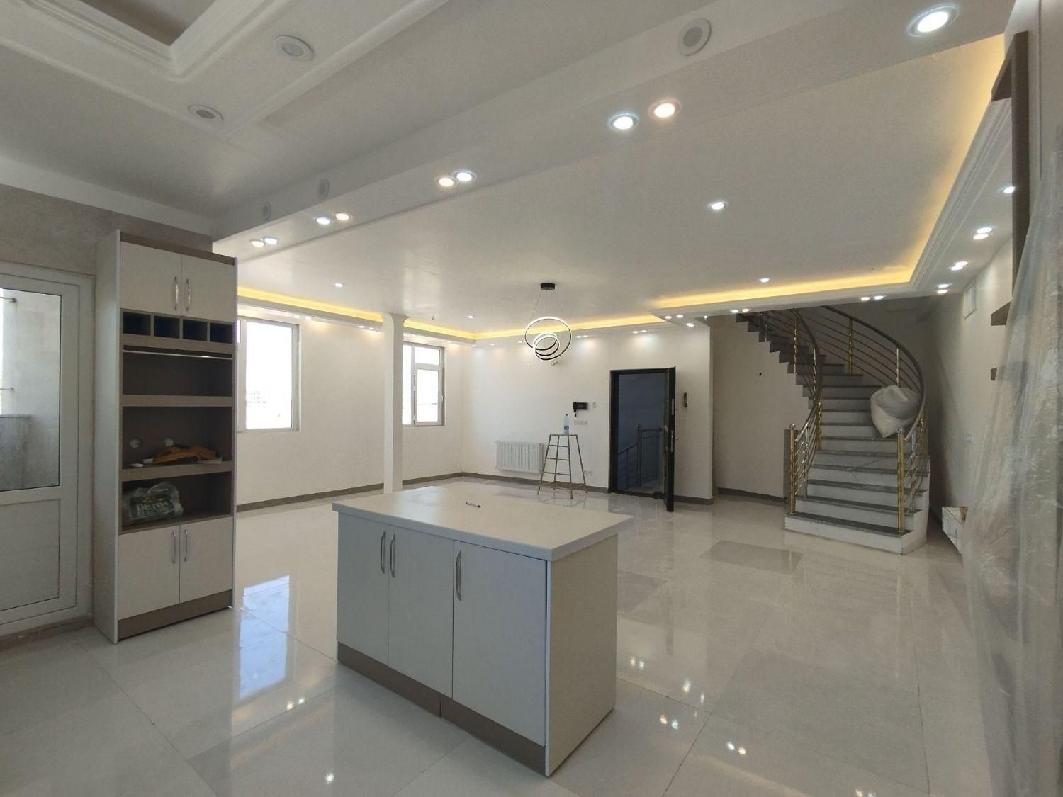 برق کاری برق برقکاری ساختمان لوستر اف اف اتصالی|خدمات پیشه و مهارت|ساوه, |دیوار