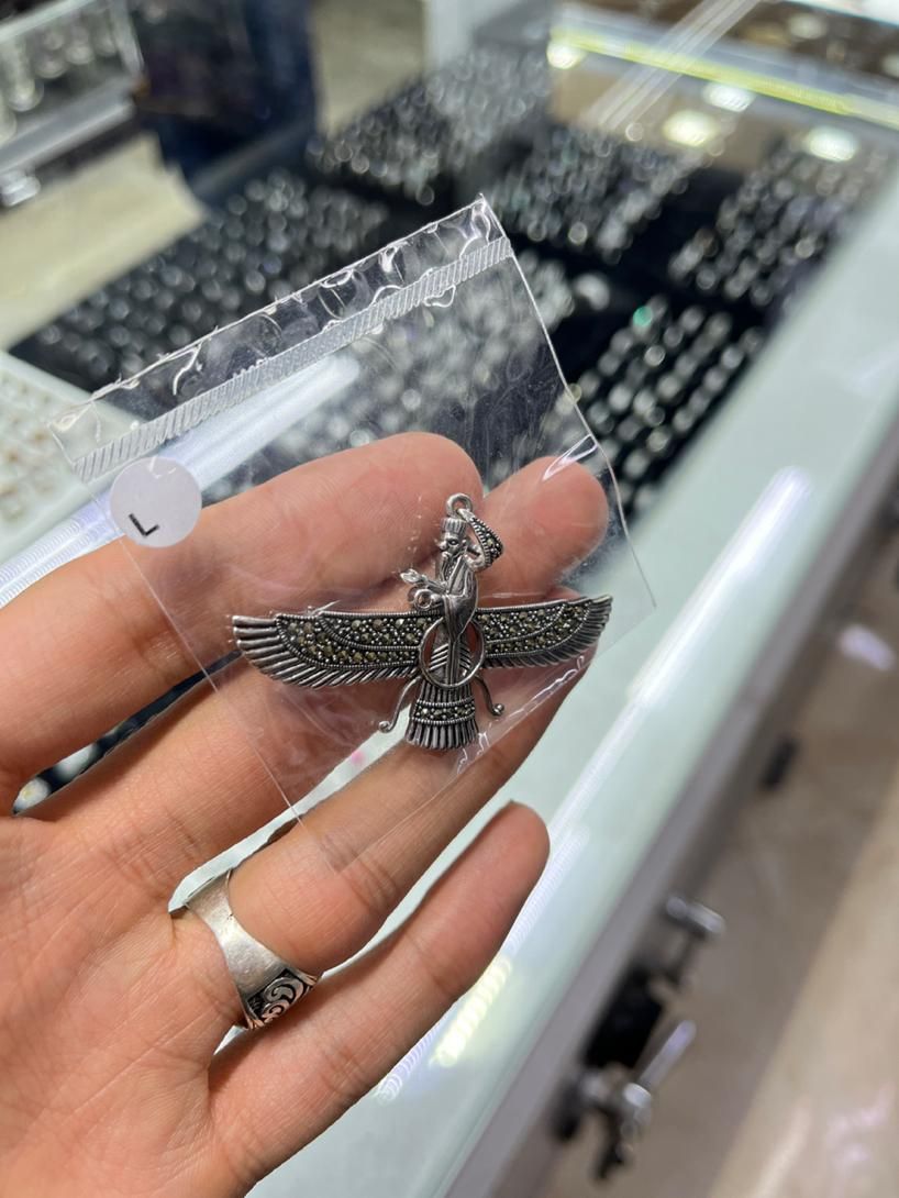 مدال نقره ۹۲۵ مردانه تایلندی|جواهرات|اصفهان, سرچشمه|دیوار