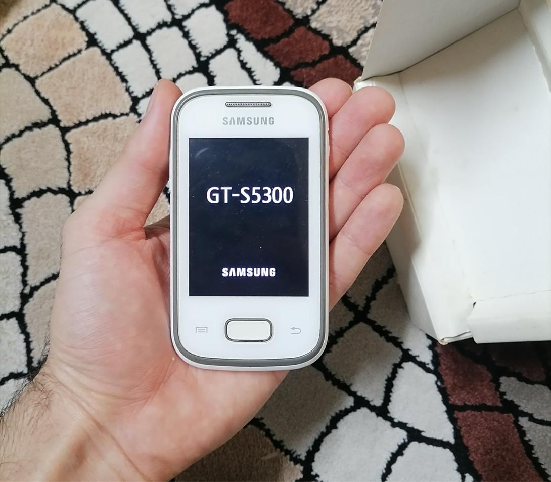 سامسونگ با حافظهٔ ۸ گیگابایت|موبایل|نوشهر, |دیوار