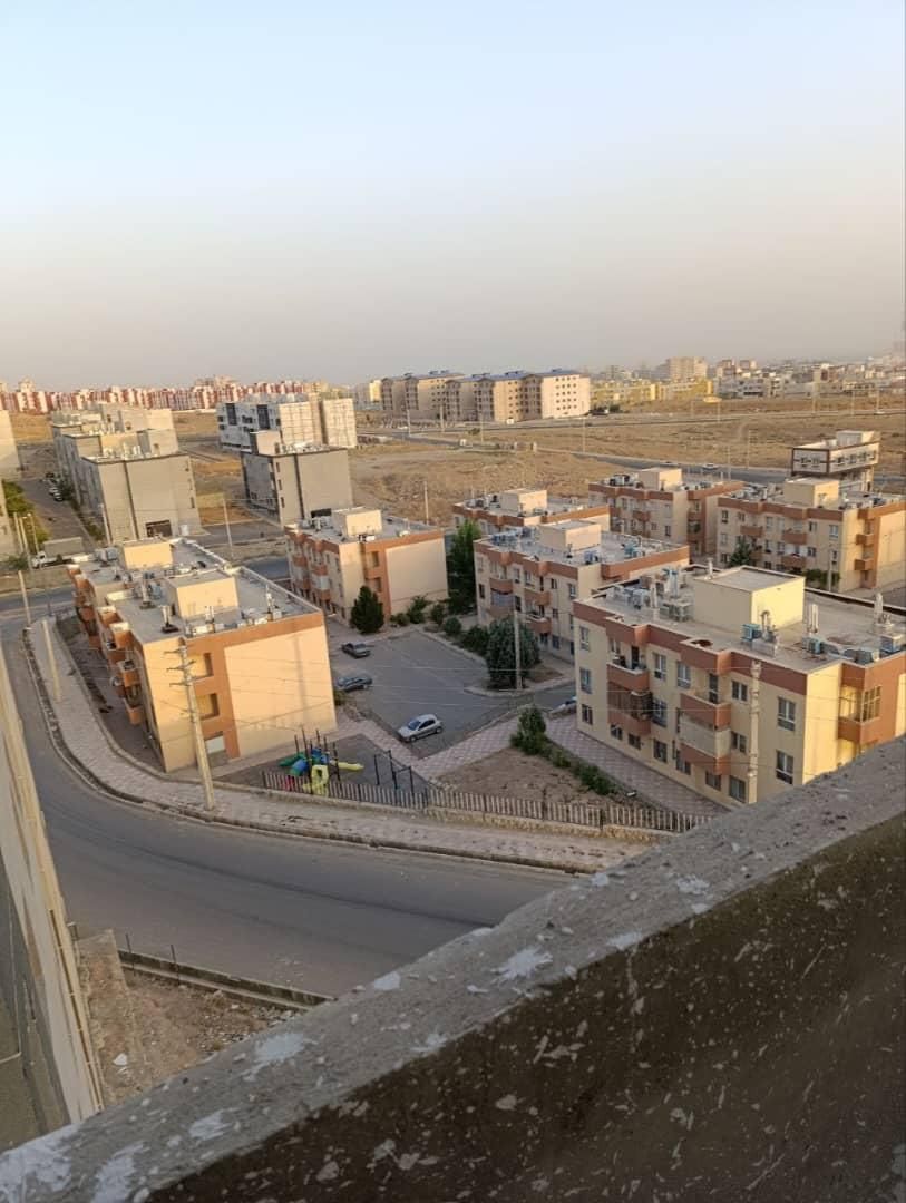 آپارتمان۹۰متر خام پارکینگ مسقف انباری آسانسور|فروش آپارتمان|هشتگرد, فاز ۷ مهستان|دیوار