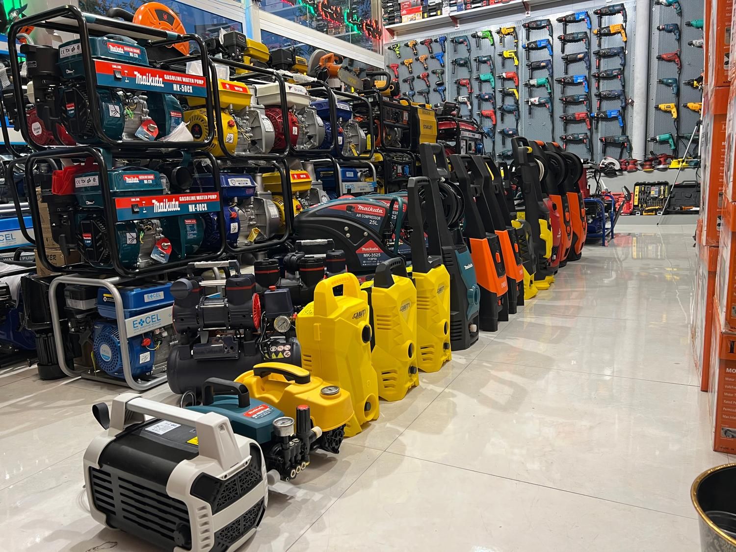 کارواش دینامی زغالی دوکاره سم پاش سمپاش|ماشینآلات صنعتی|مشهد, هنرور|دیوار