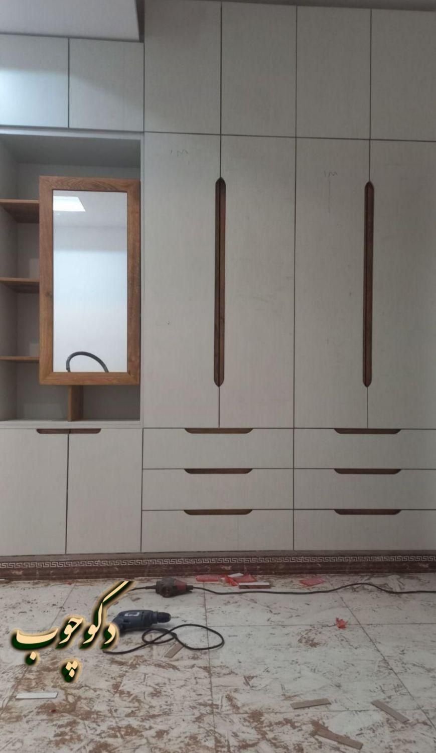 کمد نئوکلاسیک / هایگلاس / چوب|مصالح و تجهیزات ساختمان|قم, زاویه|دیوار