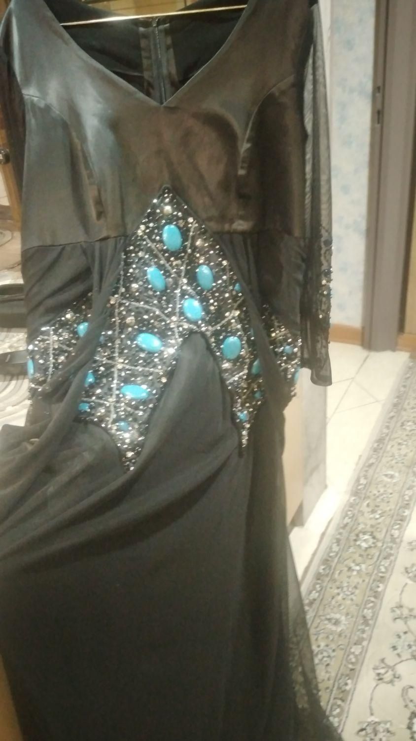 لباس شب و مانتو و اجناس منزل|لباس|اصفهان, ارغوانیه|دیوار