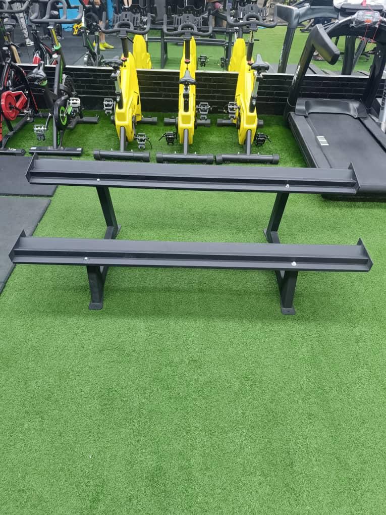 فروش دوعدد رک دمبل|تجهیزات ورزشی|زرقان, |دیوار