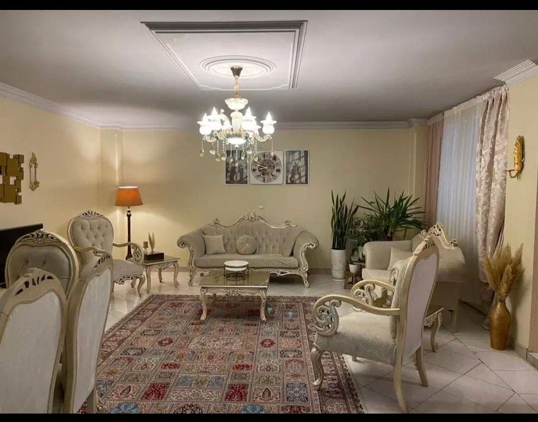 رهن کامل 50 متر / آسانسور دار / بر اصلی جمهوری|اجارهٔ آپارتمان|تهران, جمهوری|دیوار