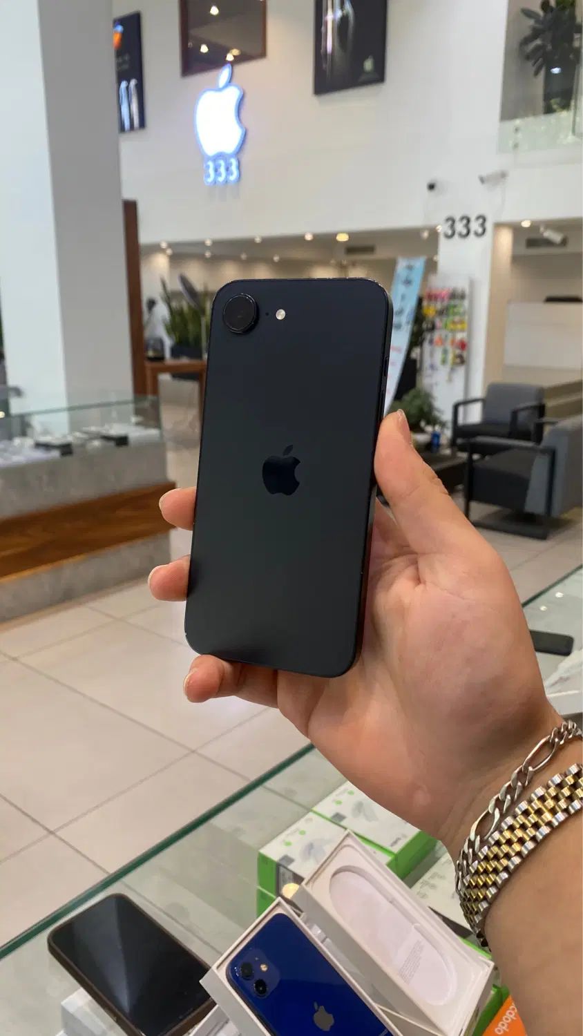 iPhone 16e  black  256 100%|موبایل|تهران, امانیه|دیوار