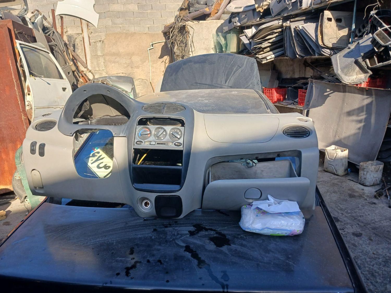 لوازم ام وی ام ۱۱۰.   سه سلیتدر و چهار سیلندر|قطعات یدکی و لوازم جانبی|شهریار, رضی آباد پایین|دیوار