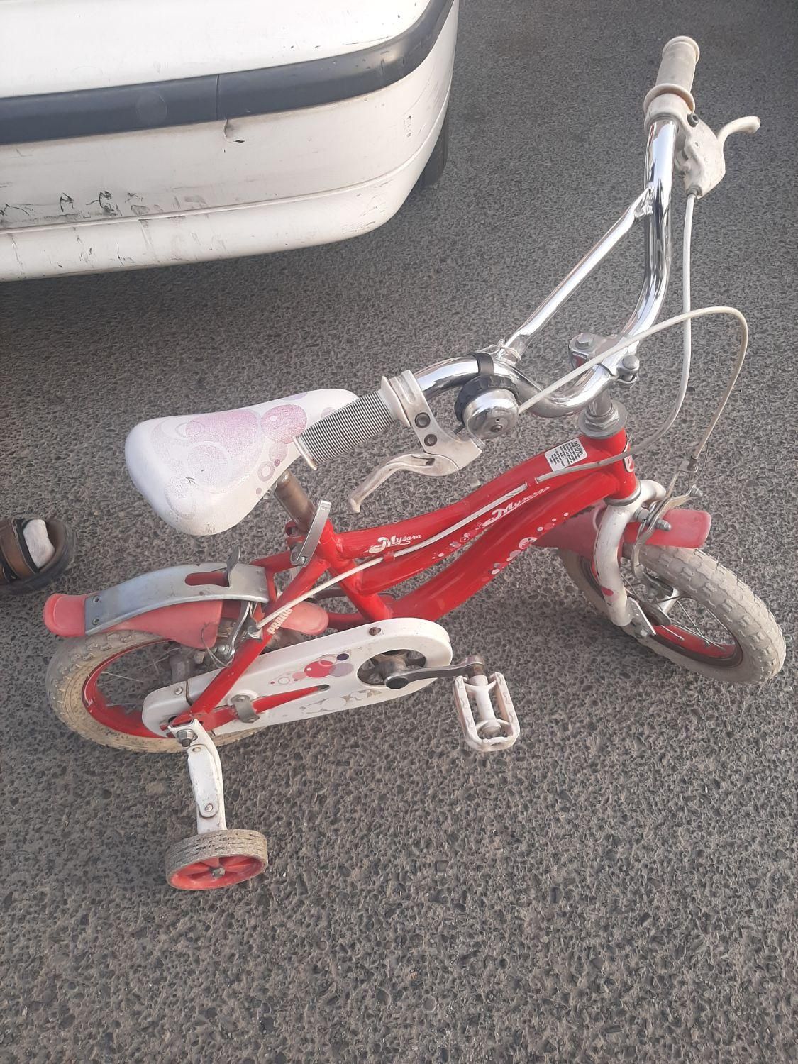 دوچرخه صورتی دخترانه سایز۱۲|دوچرخه، اسکیت، اسکوتر|فردیس, منظریه|دیوار