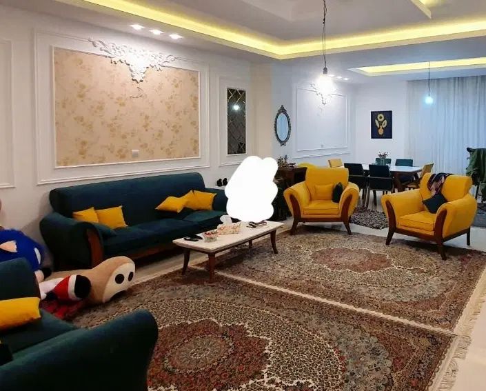 ست مبل 7 نفره و ناهارخوری 6 نفره با قیمت مناسب|مبلمان خانگی و میز عسلی|تهران, سردارجنگل|دیوار