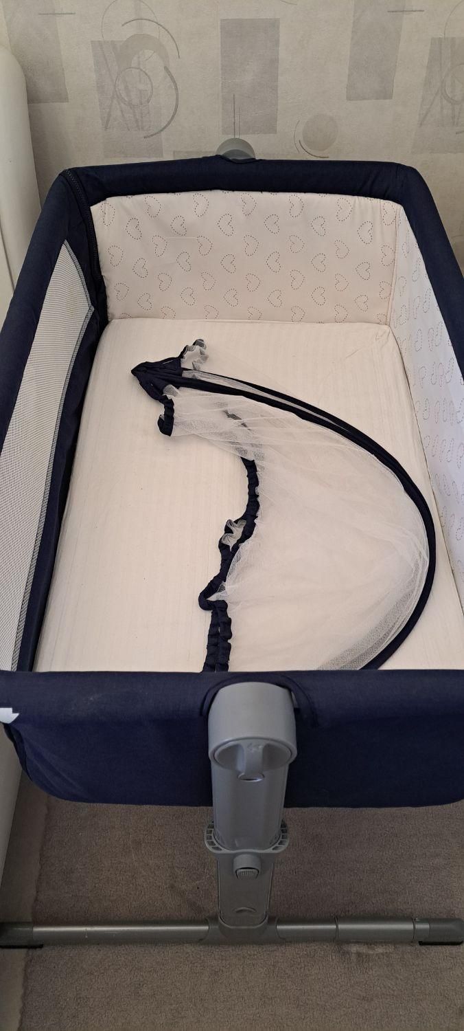 تخت کنار مادر فیکشن|تخت و صندلی بچه|شاهرود, |دیوار