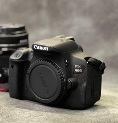 canon 700D کنون دوربین عکاسی|دوربین عکاسی و فیلم‌برداری|گلستان (تهران), |دیوار