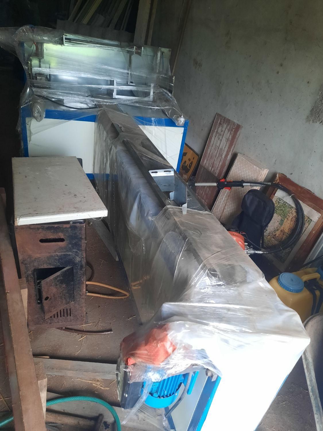 بسته بندی دستمال کاغذی بادرآمد بالا معاوضه واقساط|ماشینآلات صنعتی|رشت, پستک|دیوار