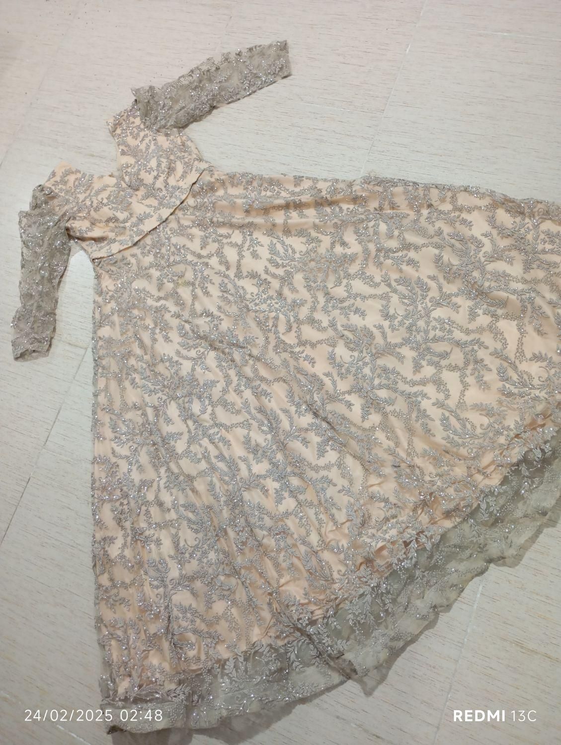 لباس مجلسی کرم رنگ اکلینی|لباس|قم, نیروگاه|دیوار