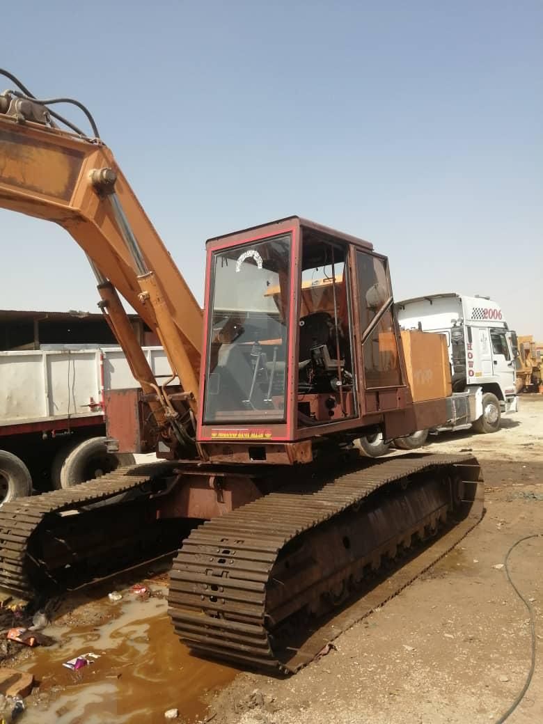بیل مکانیکی case poklain ۱۰۸۸ ۲۱۵مدل ۱۳۷۲|خودرو سنگین|مرودشت, نقش رستم|دیوار