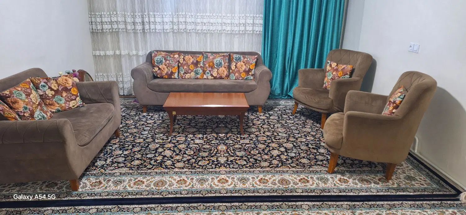 مبل ۷نفره|مبلمان خانگی و میز عسلی|تهران, بهارستان|دیوار