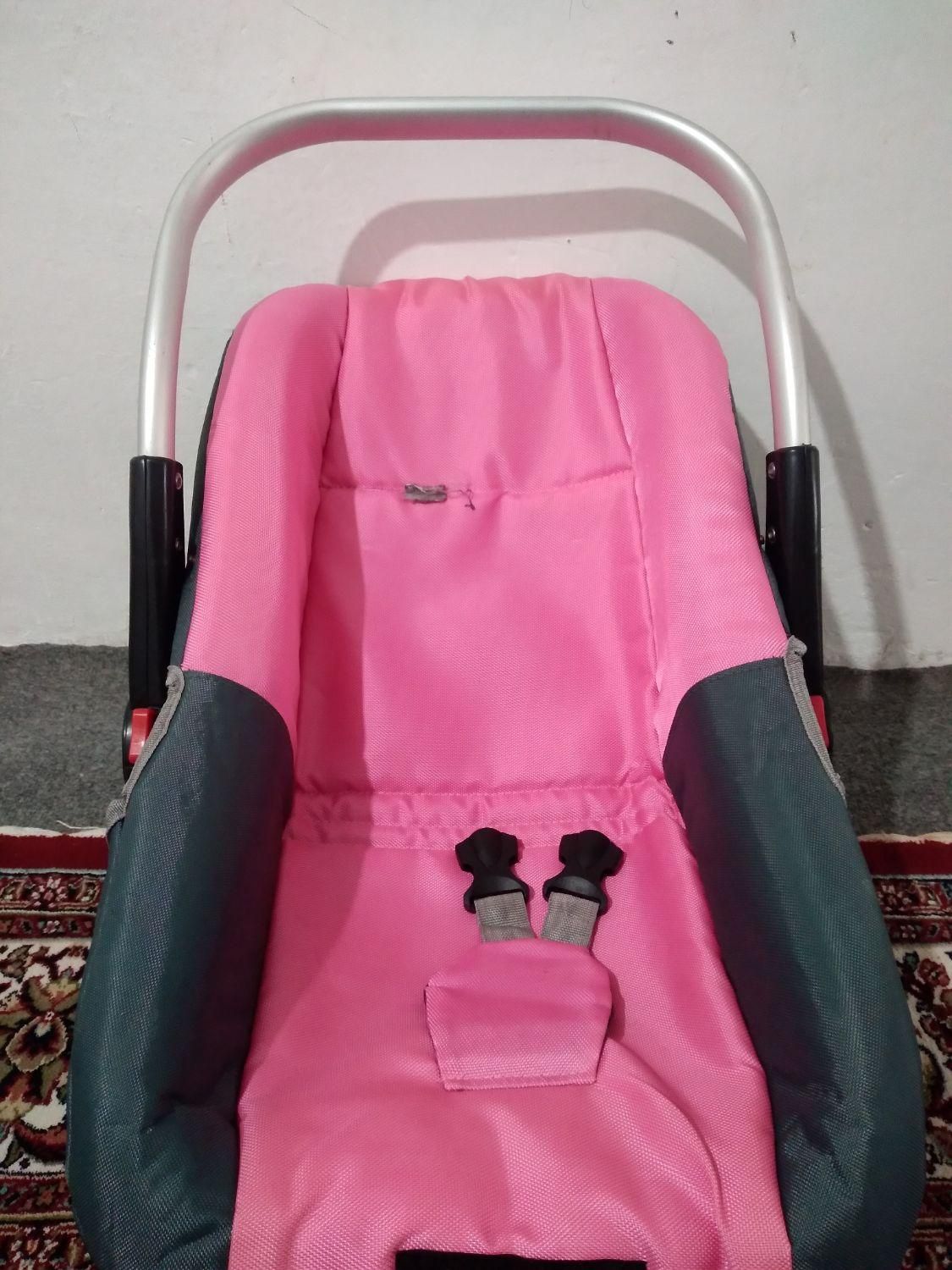 کریر صورتی|کالسکه و لوازم جانبی|سنگر, |دیوار