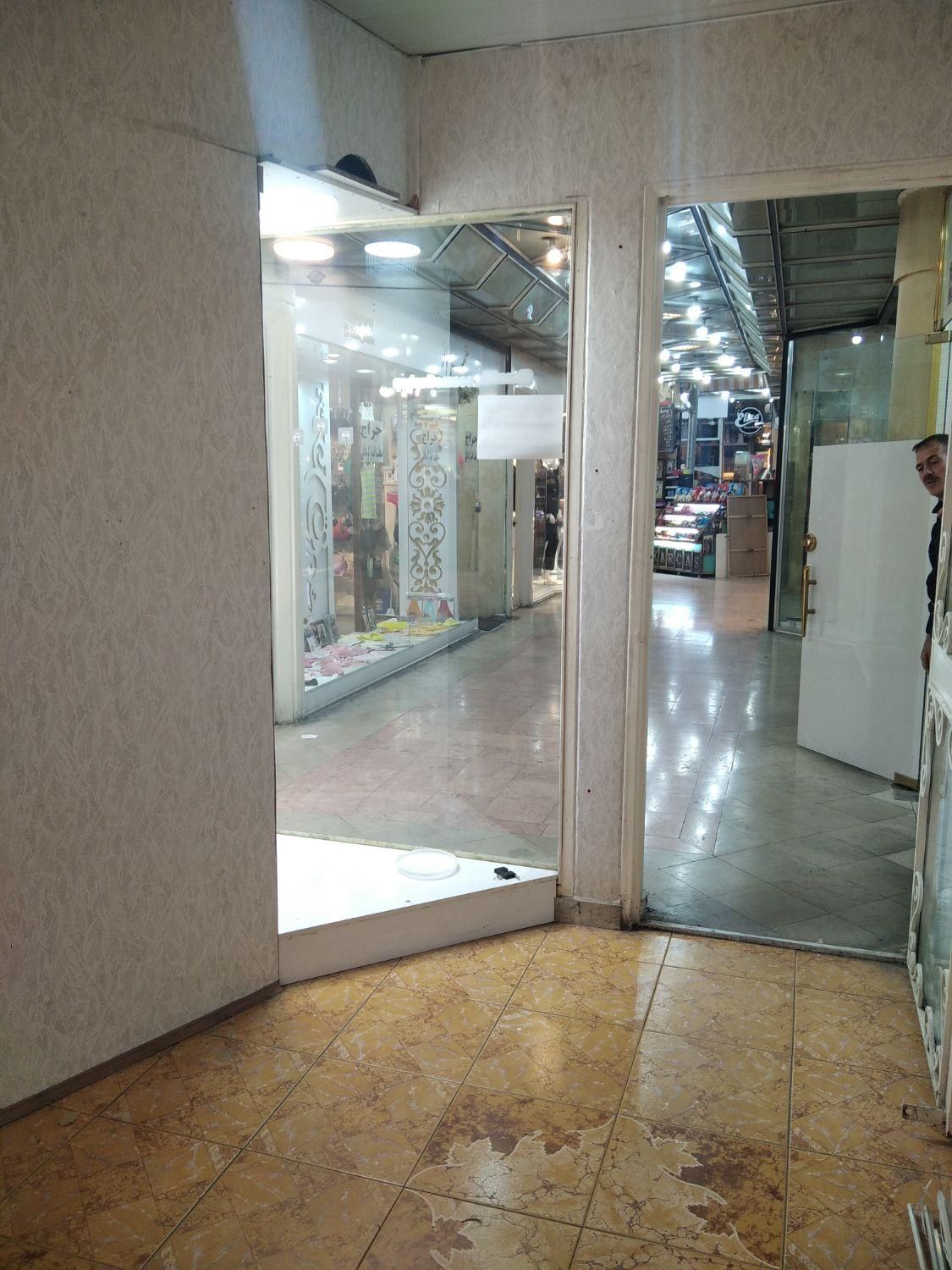 اجار ه دفتر خدماتی و مغا زه و انباری|اجارهٔ مغازه و غرفه|تبریز, |دیوار