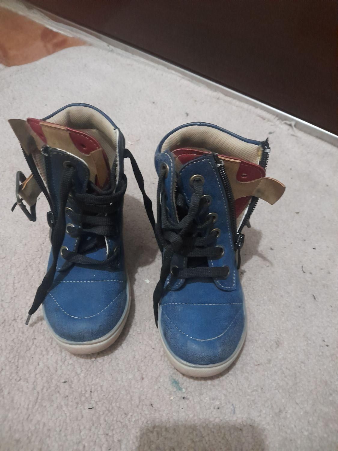 وسایل بچه.صندلی ماشین .ست رختخواب صورتی .لباس|تخت و صندلی بچه|مشکین‌دشت, |دیوار