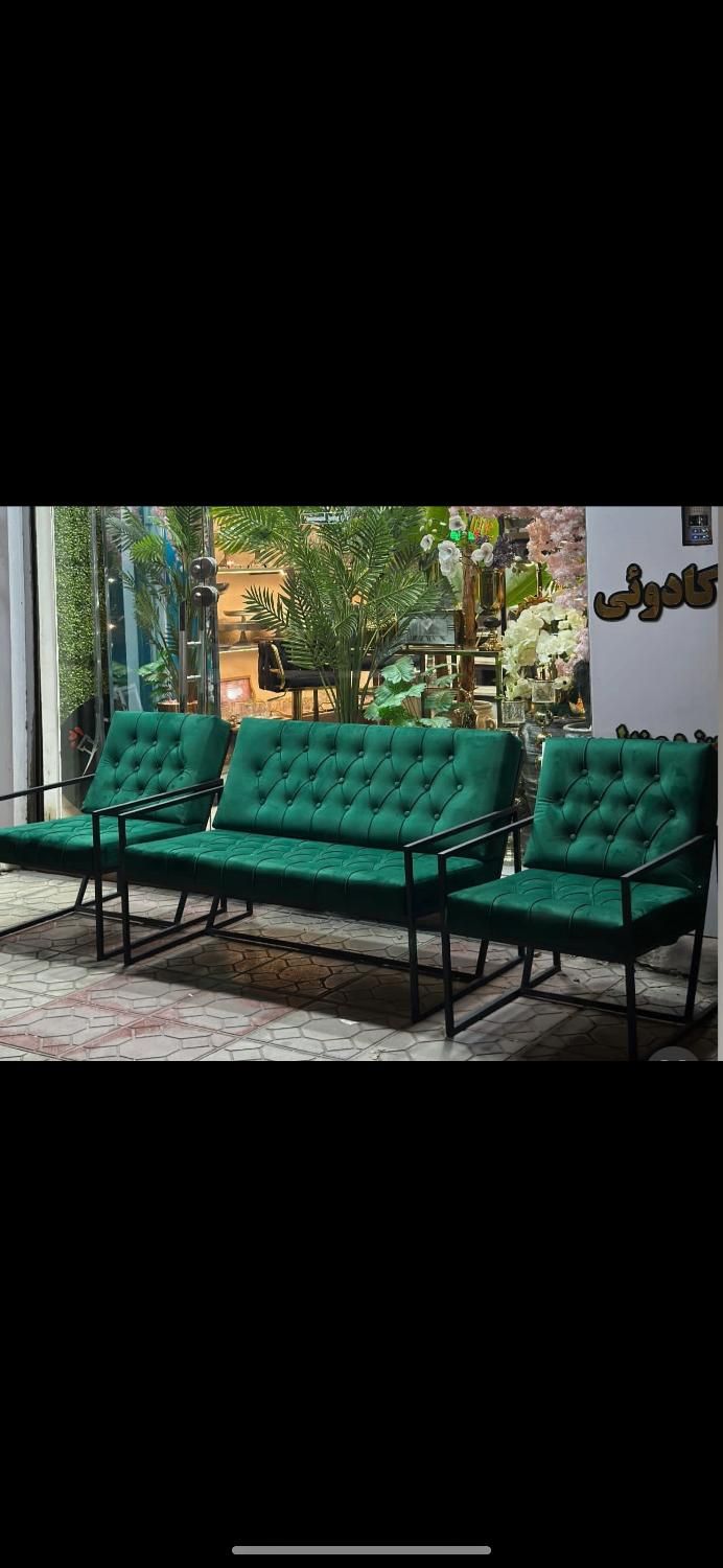 مبل هفت نفره و جلو مبلی|مبلمان خانگی و میز عسلی|قائم‌شهر, |دیوار