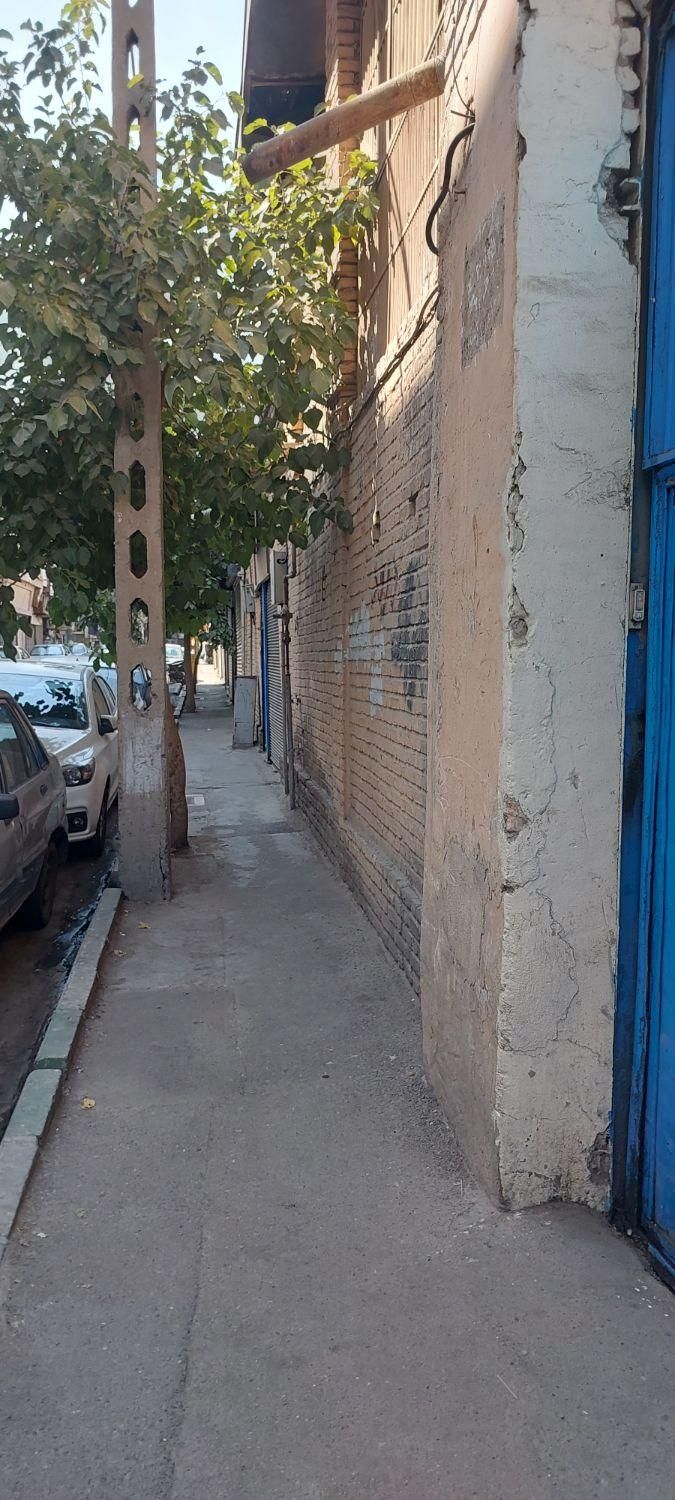 بر عباس آباد ۲۱۰متر|فروش زمین و ملک کلنگی|تهران, عباس‌آباد|دیوار