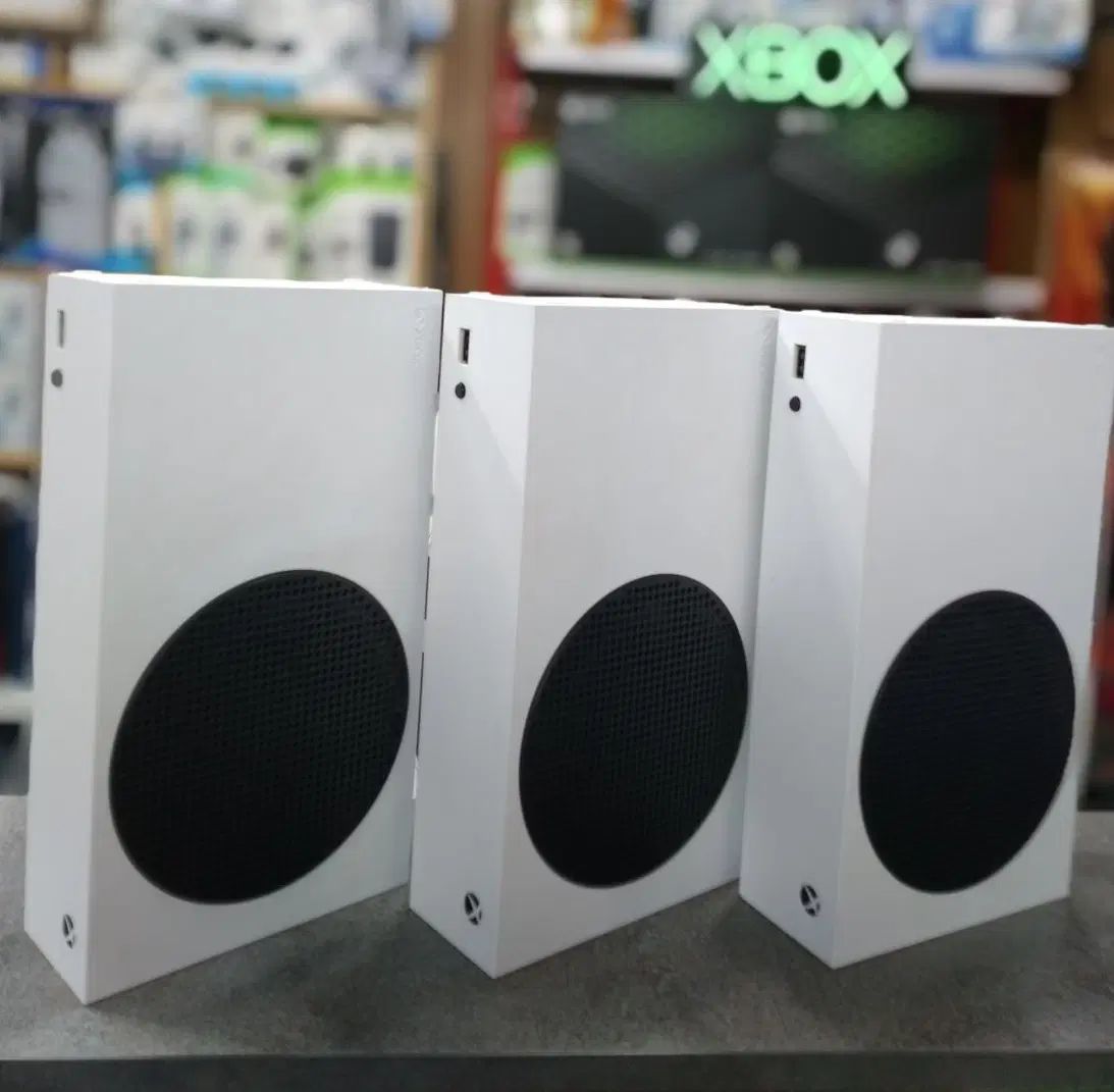 XBOXسری اس کارکرده با گارانتی|کنسول، بازی ویدئویی و آنلاین|رشت, معلم|دیوار