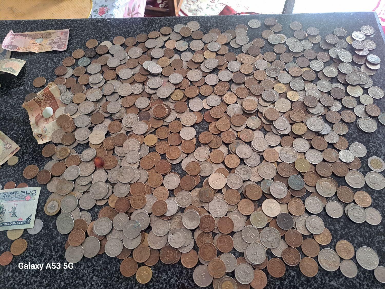 سکه قدیمی جمهوری خارجی|کلکسیون سکه، تمبر، اسکناس|کلاچای, |دیوار