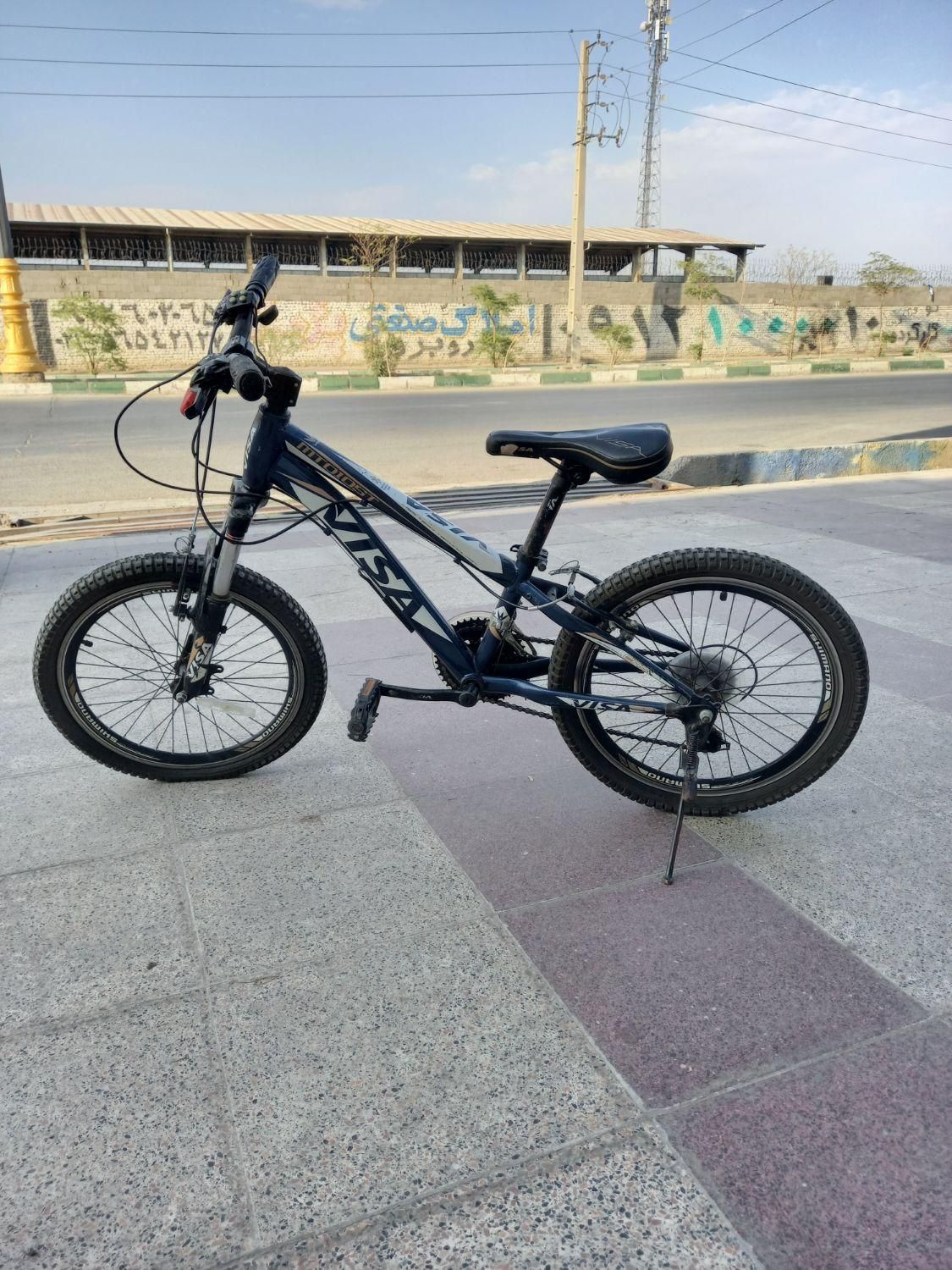 دوچرخه|دوچرخه، اسکیت، اسکوتر|ری, دیلمان|دیوار