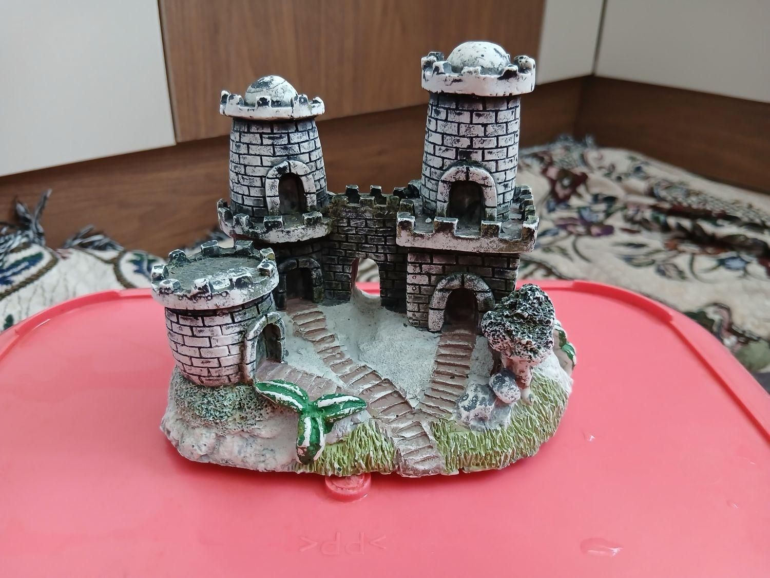 تزئینات داخل آکواریوم|ماهی|بیجار, |دیوار