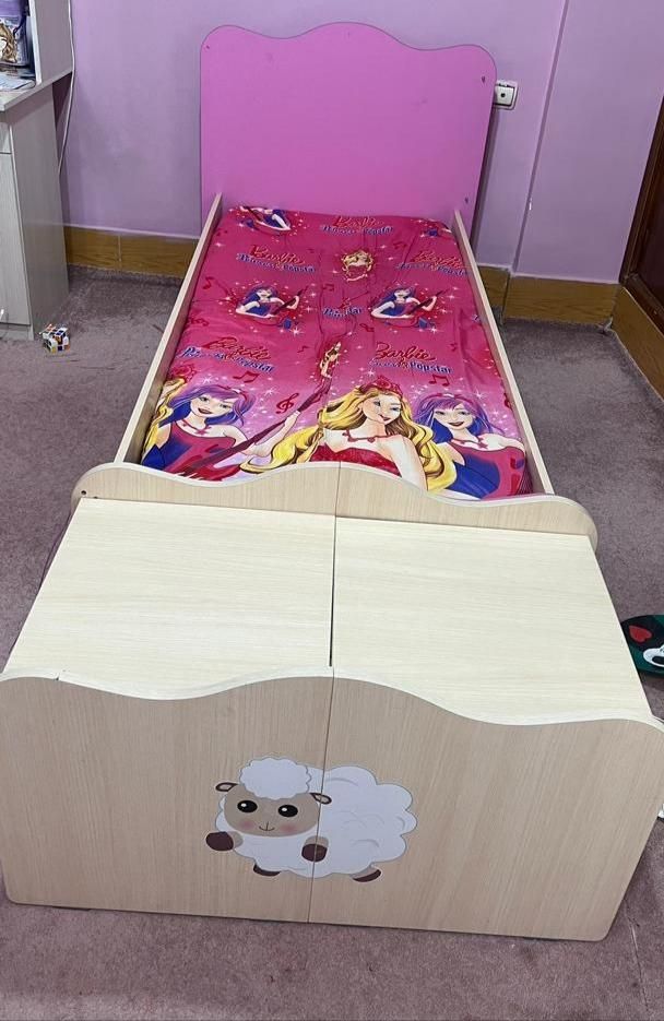 تخت وکمد نوجوانی دخترانه|تخت و سرویس خواب|جهرم, |دیوار