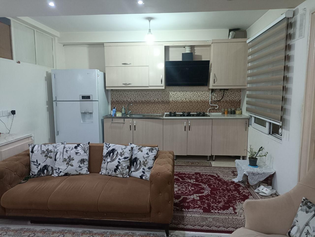آپارتمان85متری+30متر حیاط سندتکبرگ 2دانگ از6دانگ|فروش آپارتمان|مشهد, طلاب|دیوار