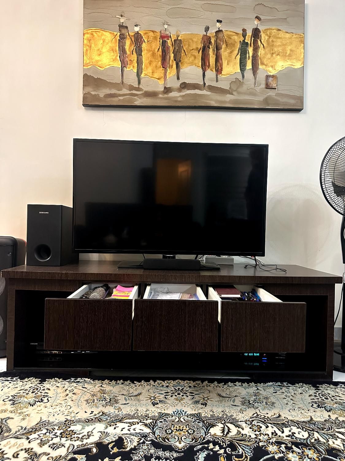 میز تلویزیون/تی‌وی 2طبقه همراه 3 عدد کشو+شیشه دودی|میز تلویزیون|تهران, سازمان برنامه شمالی|دیوار