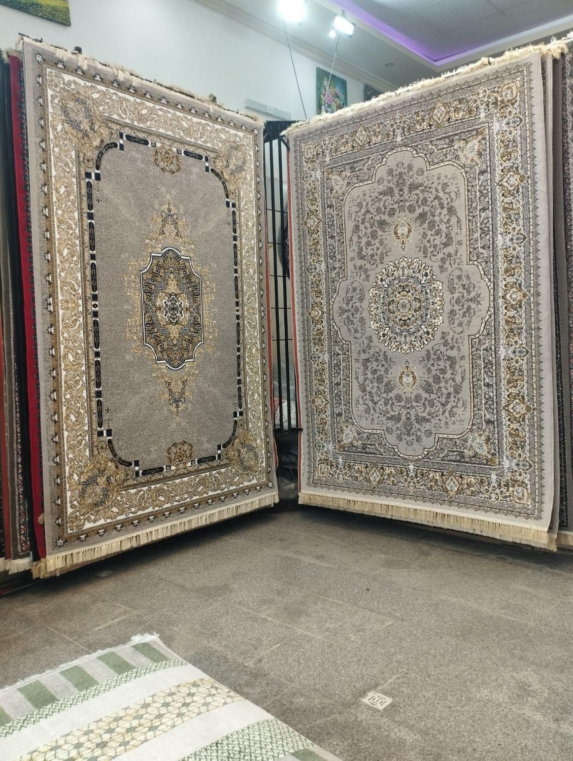 فرش دلوین|فرش|سلماس, |دیوار