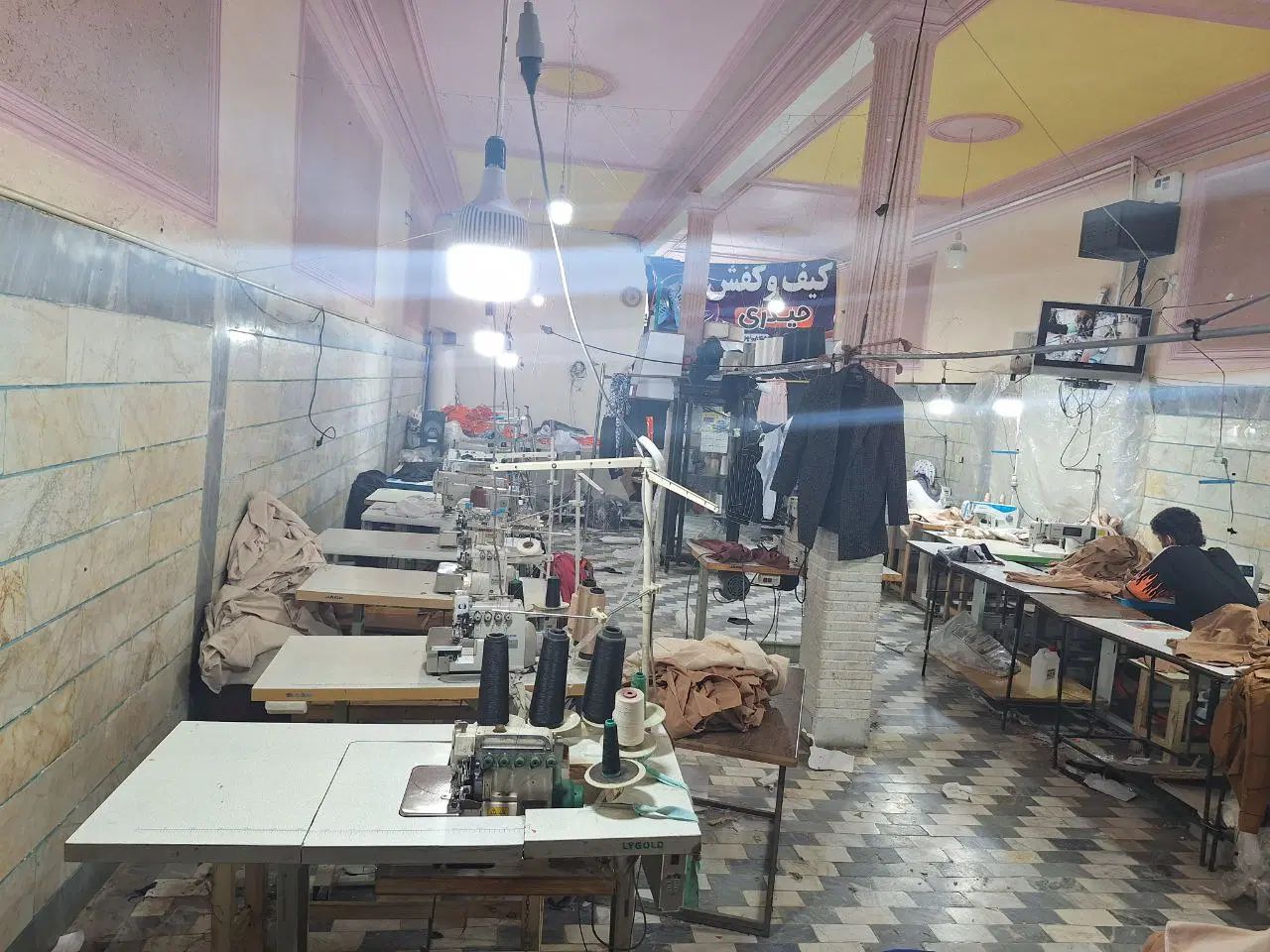 استخدام چرخکار وسط‌کار زیگزال‌دوز مادگی‌ودکمه‌زن|استخدام صنعتی، فنی، مهندسی|وحیدیه, |دیوار