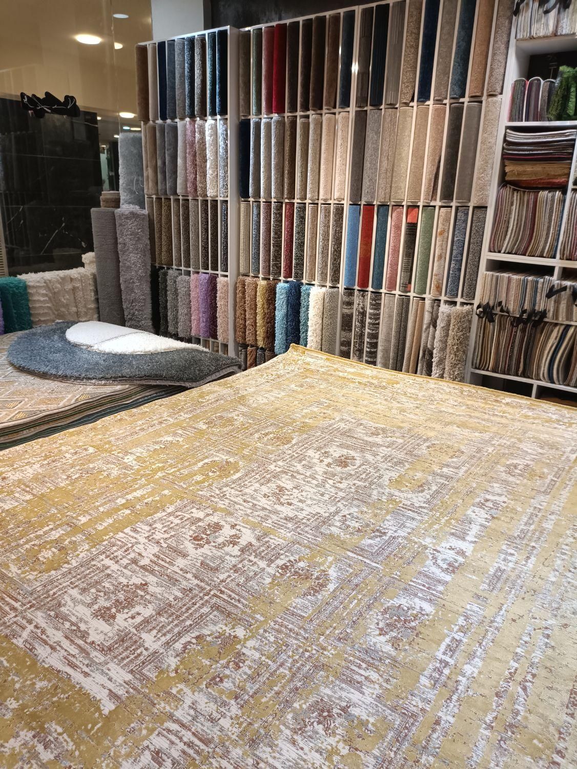 گالری فرش آمود|فرش|کیش, |دیوار