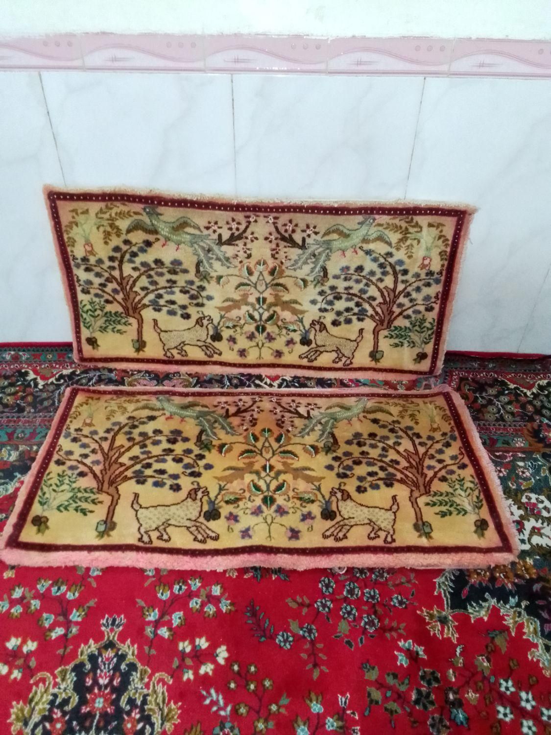 دو عدد پشتی دستباف قدیمی|پشتی|مشهد, شهرک بهارستان|دیوار