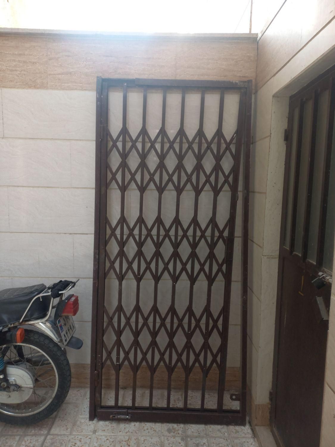 درب و حفاظ آکاردئونی|خدمات پیشه و مهارت|اسلامشهر, شهرک الهیه|دیوار