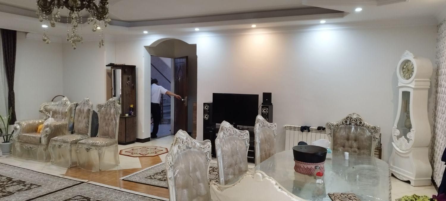 اجاره آپارتمان ۱۳۹ متری ۳ خوابه در شهرک جهان‌نما|اجارهٔ آپارتمان|کرج, شهرک جهان‌نما|دیوار