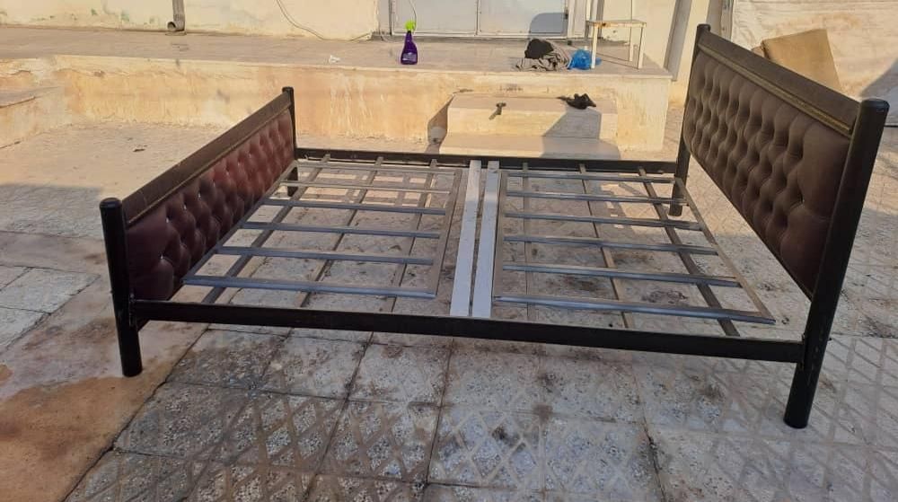 تخت خواب دو نفره با تاج پارچه کوب|تخت و سرویس خواب|بوشهر, |دیوار