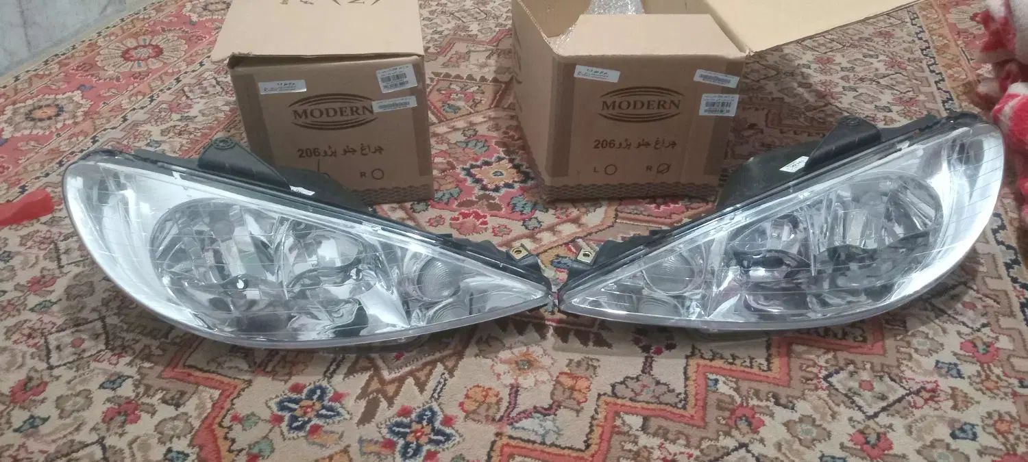 چراغ جلو 206 نو|قطعات یدکی و لوازم جانبی|کرج, ساسانی (قلمستان)|دیوار
