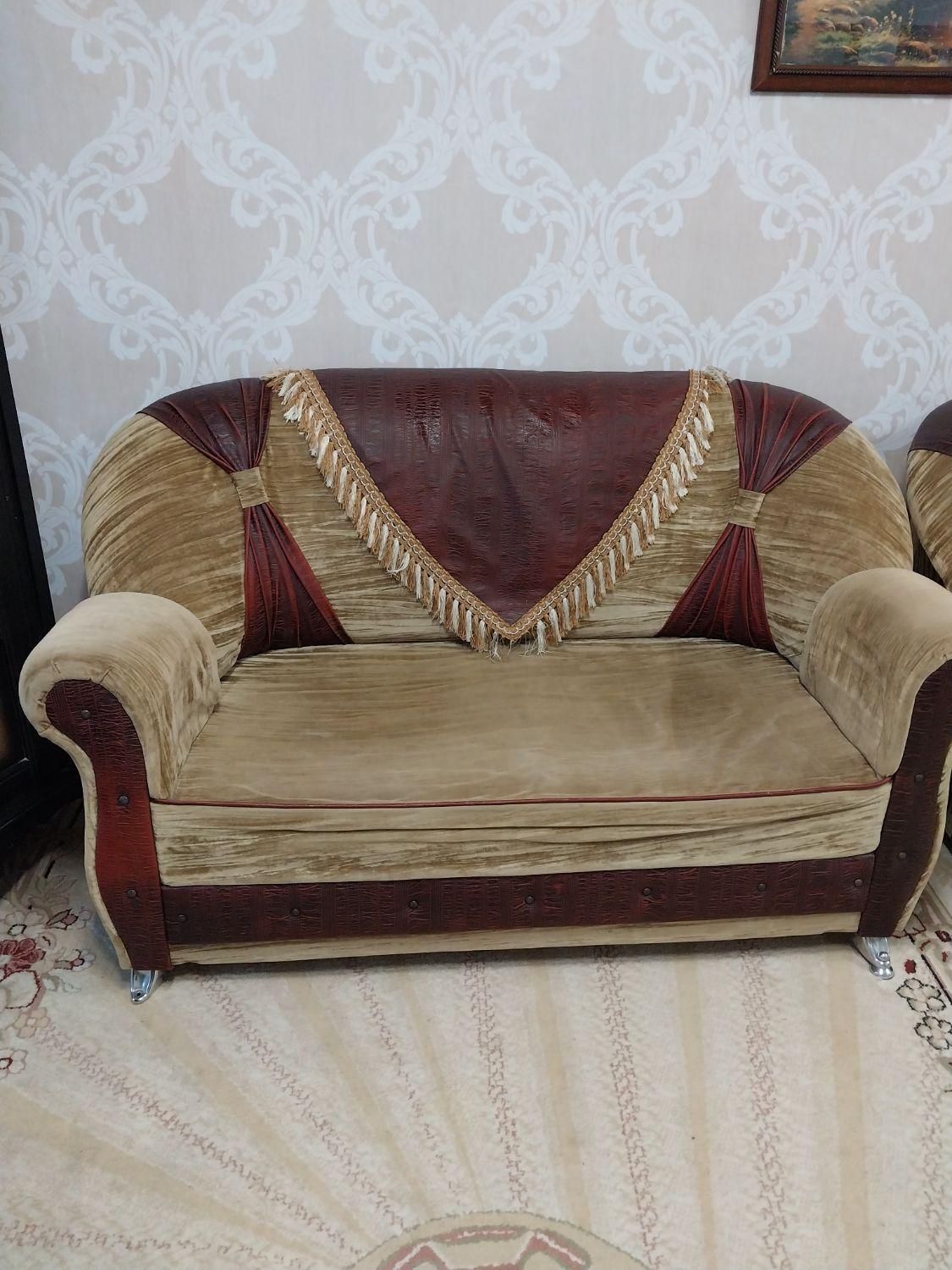 مبلمان راحتی صحیح سالم کار کرده|مبلمان خانگی و میز عسلی|خوی, |دیوار