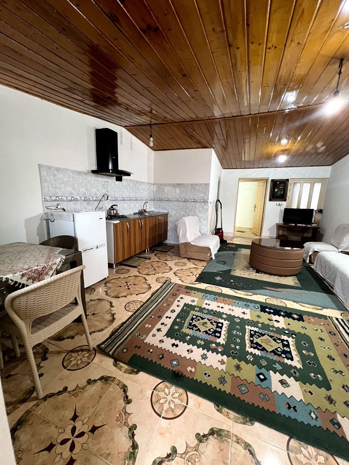 اجاره ویلا/سوییت|اجارهٔ کوتاه‌مدت آپارتمان و سوئیت|هچیرود, |دیوار