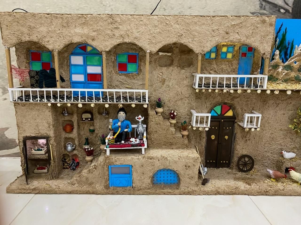 خانه کاه گلی|کلکسیون و سرگرمی|شیراز, کوشک میدان|دیوار