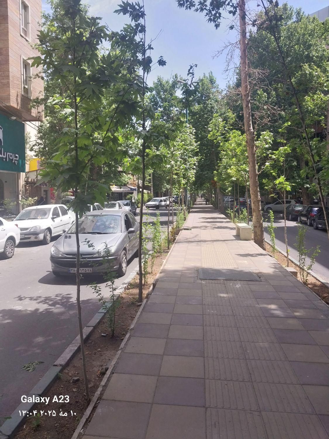 اجاره مغازه ۱۲۵ متری در جهان‌شهر|اجارهٔ مغازه و غرفه|کرج, جهان‌شهر|دیوار