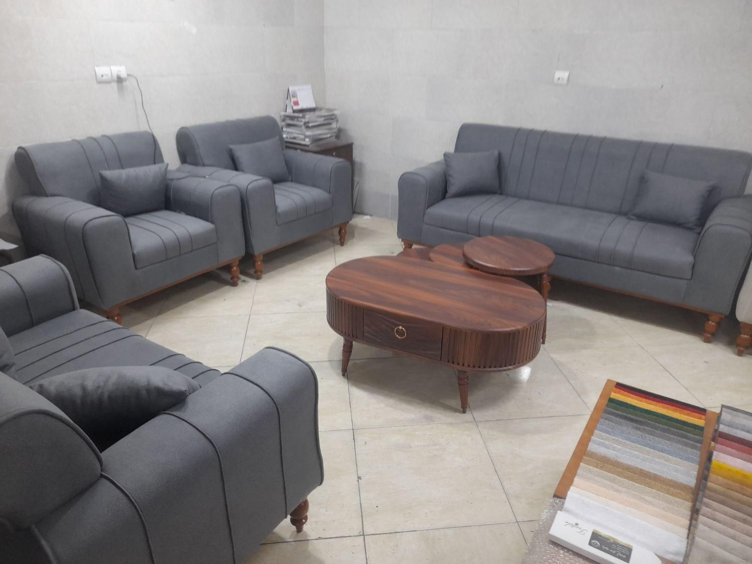 تولیدی مبلمان مکس|مبلمان خانگی و میز عسلی|اردکان, |دیوار