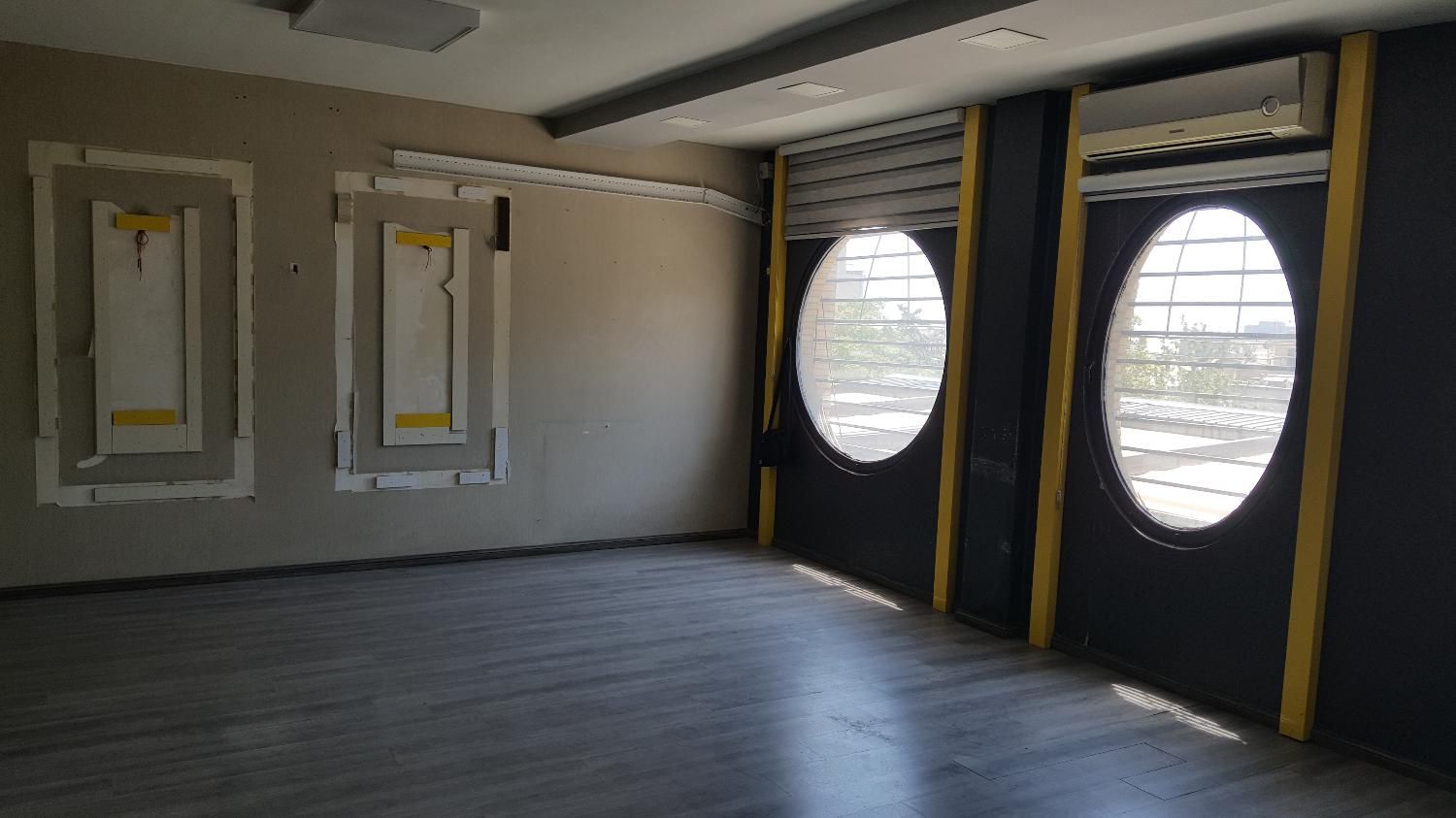 جردن - بلوار صبا ( 85 متری سند تجاری )|اجارهٔ دفتر کار، اتاق اداری، مطب|تهران, امانیه|دیوار